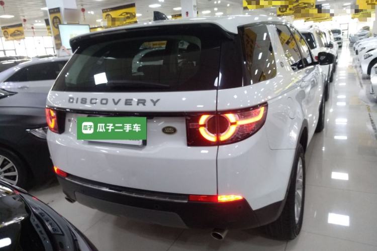 Used Land Rover Discovery Sport 2019 200PS PURE Edition China VI Standard Exterior 4