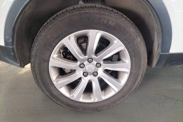 Used Land Rover Discovery Sport 2019 240 PS SE Version China VI Standard Exterior 5