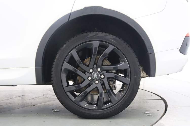 Used Land Rover Discovery Sport 2019 240 PS SE Dynamic Version China VI Standard Exterior 7