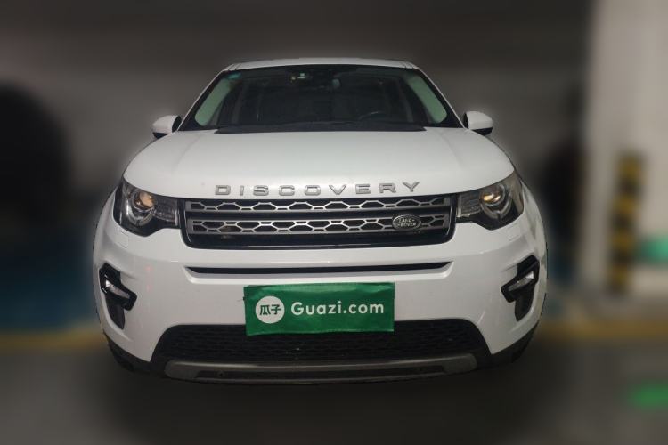 Used Land Rover Discovery Sport 2019 240 PS SE Version China VI Standard Front