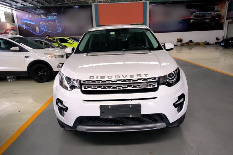 Used Land Rover Discovery Sport 2019 240 PS HSE Version China VI Standard Front