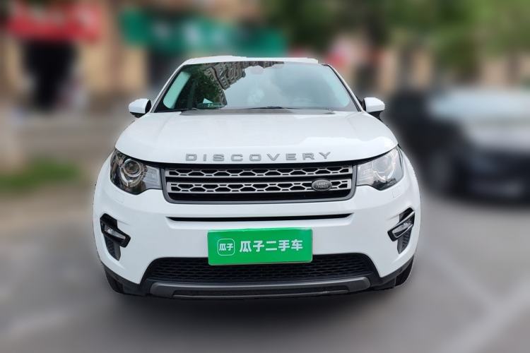 Used Land Rover Discovery Sport 2019 240 PS SE Version China VI Standard Front