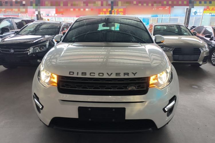Used Land Rover Discovery Sport 2019 240 PS SE Version China VI Standard Front