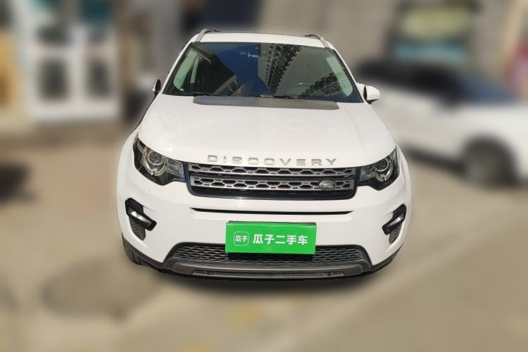 Used Land Rover Discovery Sport 2019 240 PS SE Version China VI Standard Front