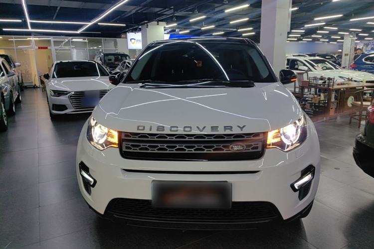 Used Land Rover Discovery Sport 2019 240 PS PURE Edition China VI Standard Front