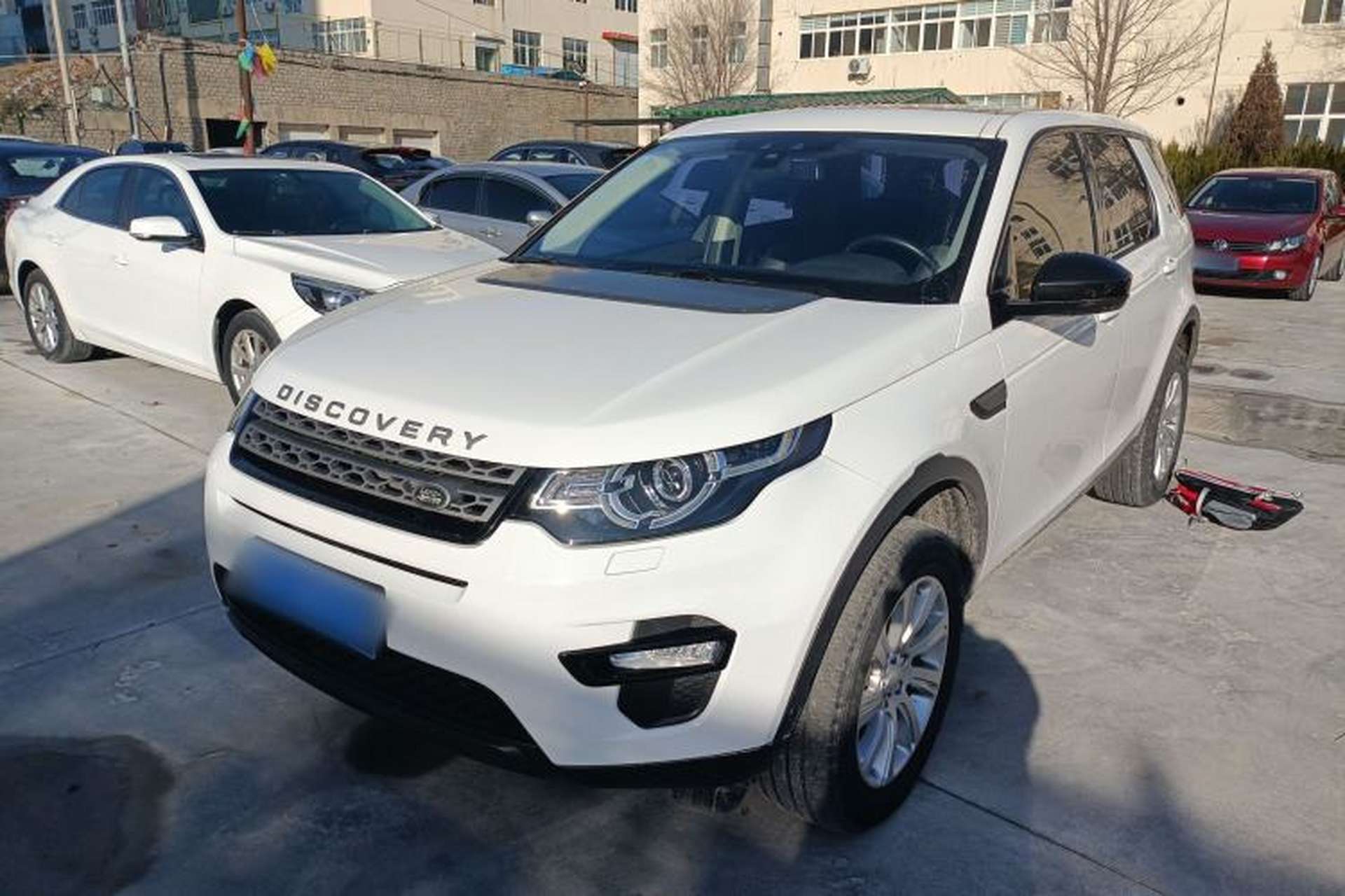 Used Land Rover Discovery Sport 2019 240 PS PURE Edition China VI Standard Front Left 45 Deg