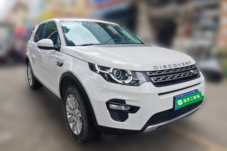 Used Land Rover Discovery Sport 2019 240 PS SE Version China VI Standard Front Right 45 Deg