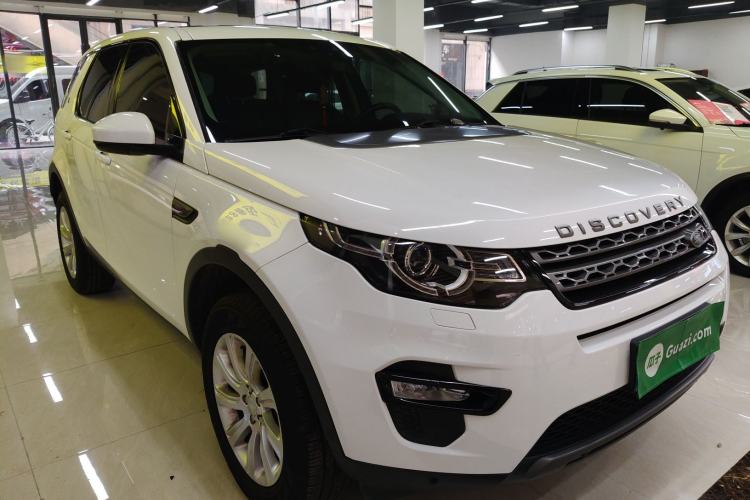 Used Land Rover Discovery Sport 2019 240 PS SE Version China V Standard Front Right 45 Deg