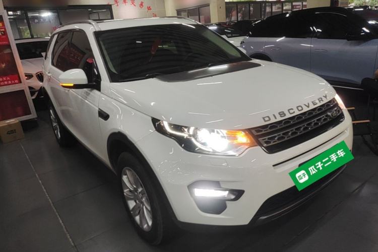Used Land Rover Discovery Sport 2019 240 PS SE Version China VI Standard Front Right 45 Deg