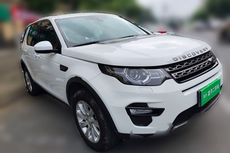 Used Land Rover Discovery Sport 2019 240 PS SE Version China VI Standard Front Right 45 Deg
