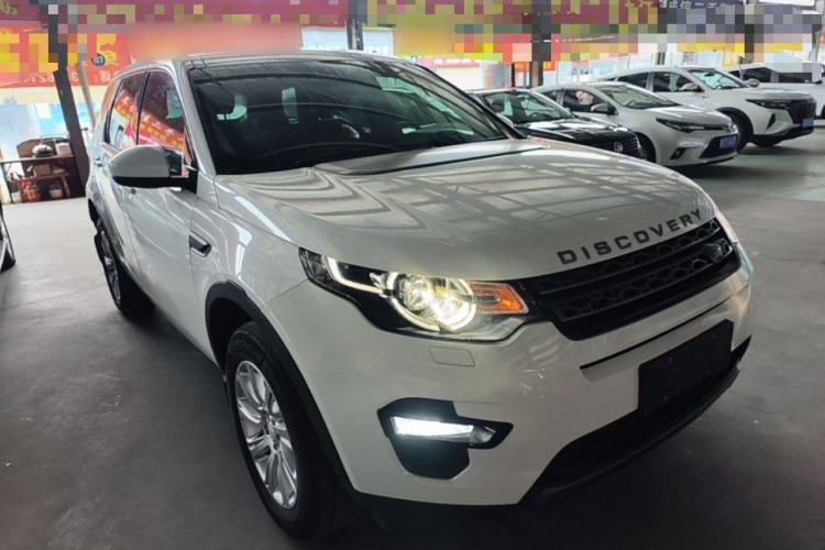 Used Land Rover Discovery Sport 2019 240 PS SE Version China VI Standard Front Right 45 Deg