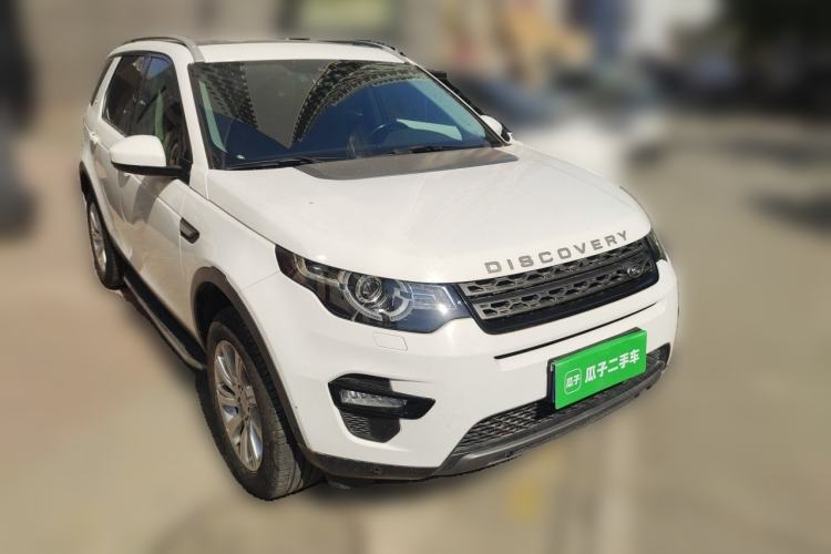 Used Land Rover Discovery Sport 2019 240 PS SE Version China VI Standard Front Right 45 Deg