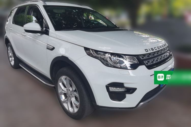 Used Land Rover Discovery Sport 2019 240 PS HSE Version China V Standard Front Right 45 Deg