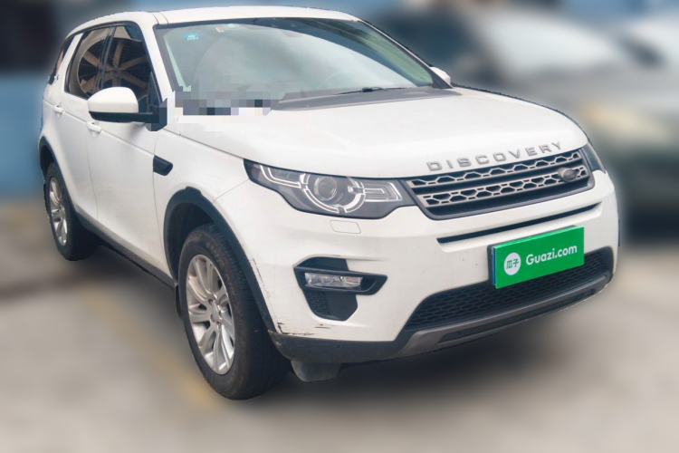 Used Land Rover Discovery Sport 2019 240 PS SE Version China V Standard Front Right 45 Deg