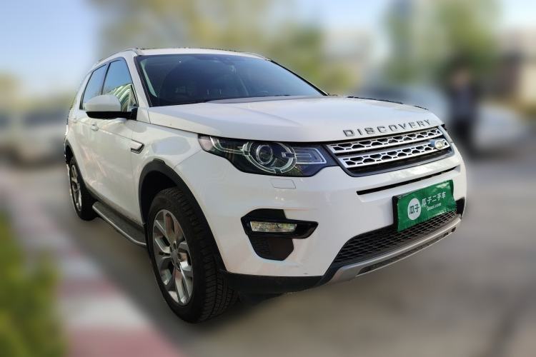 Used Land Rover Discovery Sport 2019 240 PS HSE Version China VI Standard Front Right 45 Deg
