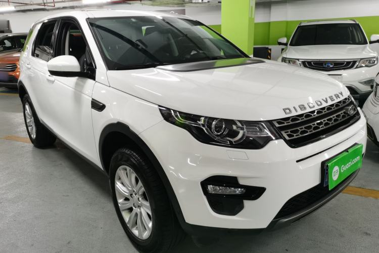 Used Land Rover Discovery Sport 2019 240 PS SE Version China VI Standard Front Right 45 Deg