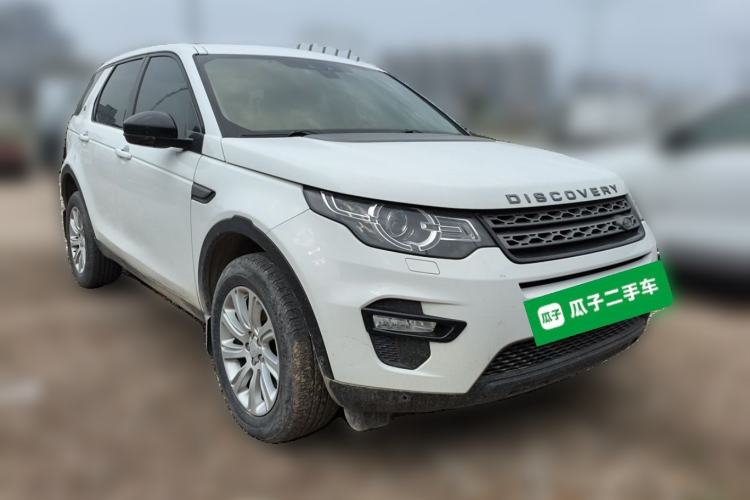 Used Land Rover Discovery Sport 2019 240 PS PURE Edition China VI Standard Front Right 45 Deg
