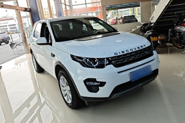 Used Land Rover Discovery Sport 2019 240 PS SE Version China VI Standard Front Right 45 Deg