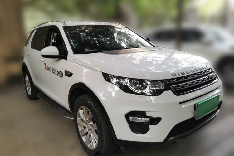 Used Land Rover Discovery Sport 2019 240 PS SE Version China VI Standard Front Right 45 Deg