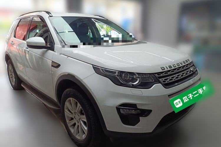 Used Land Rover Discovery Sport 2019 240 PS SE Version China V Standard Front Right 45 Deg