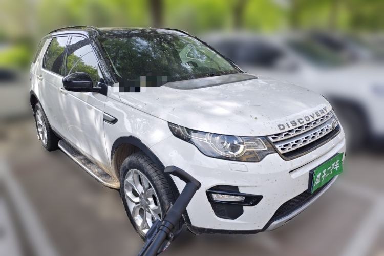 Used Land Rover Discovery Sport 2019 240 PS HSE Version China VI Standard Front Right 45 Deg