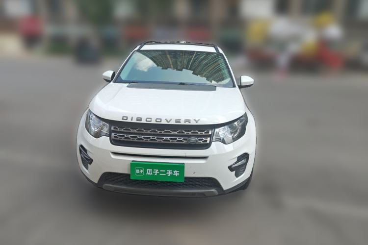 Used Land Rover Discovery Sport 2019 240 PS SE Version China VI Standard Front