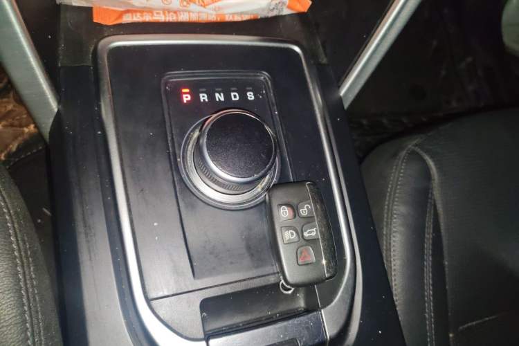 Used Land Rover Discovery Sport 2019 240 PS SE Version China V Standard Gear Lever