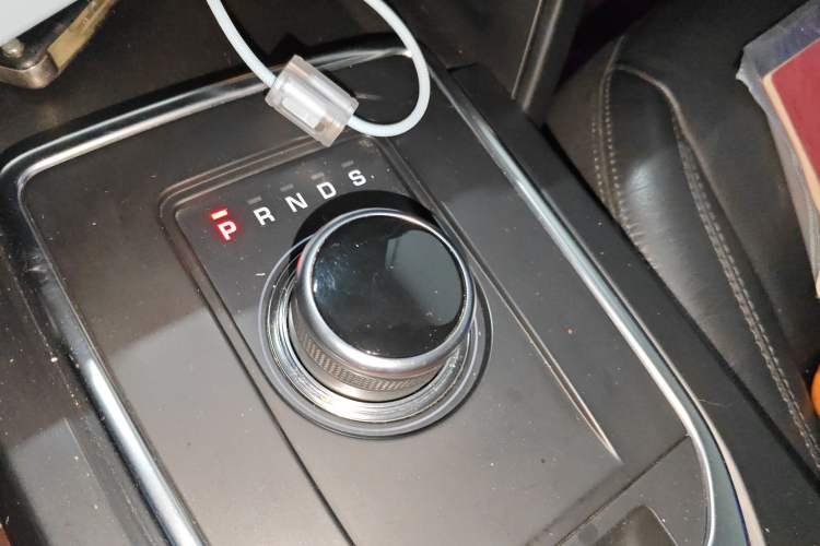 Used Land Rover Discovery Sport 2019 240 PS PURE Edition China V Standard Gear Lever