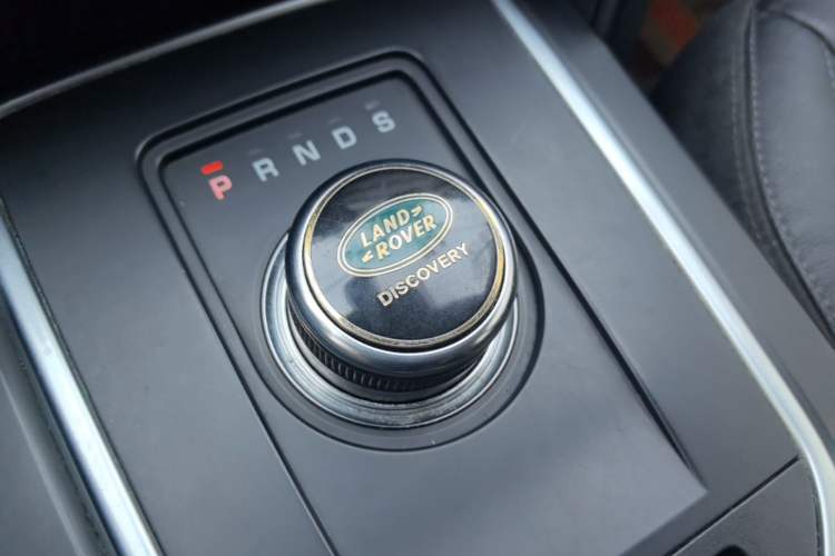 Used Land Rover Discovery Sport 2019 240 PS PURE Edition China V Standard Gear Lever