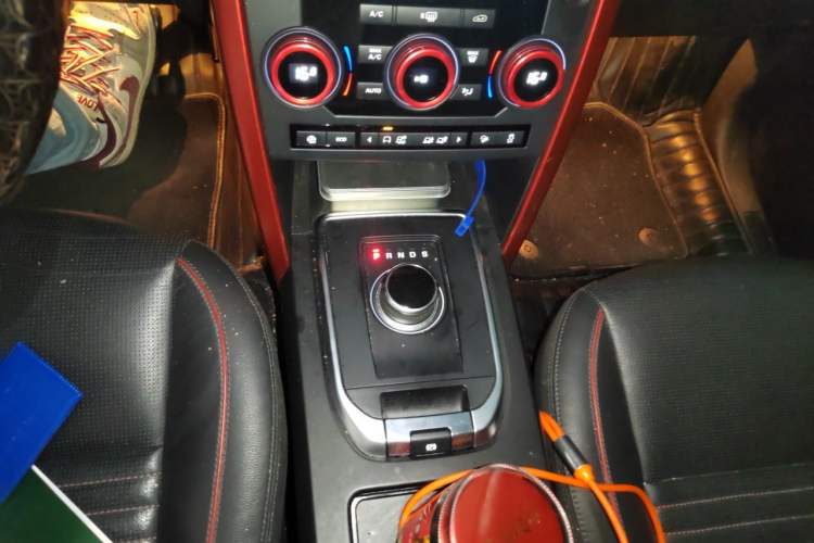 Used Land Rover Discovery Sport 2019 240 PS SE Version China V Standard Gear Lever