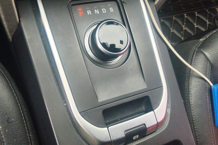 Used Land Rover Discovery Sport 2019 240 PS SE Version China V Standard Gear Lever