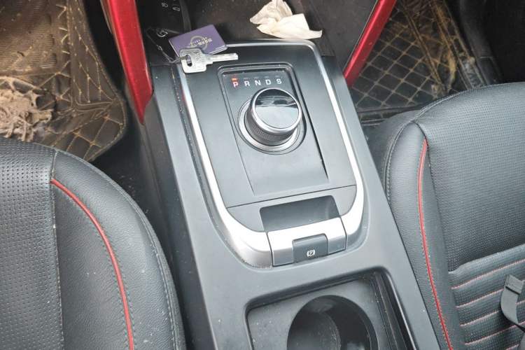 Used Land Rover Discovery Sport 2019 240 PS SE Dynamic Version China V Standard Gear Lever