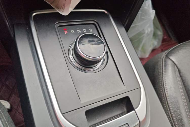 Used Land Rover Discovery Sport 2019 240 PS PURE Edition China V Standard Gear Lever