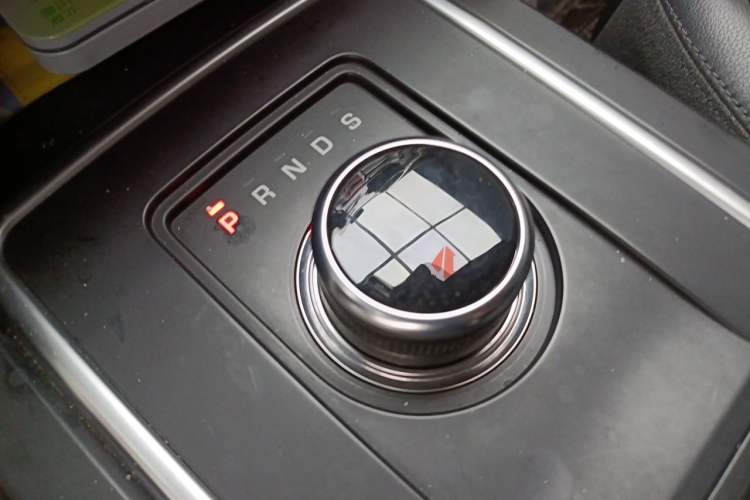 Used Land Rover Discovery Sport 2019 240 PS SE Version China V Standard Gear Lever