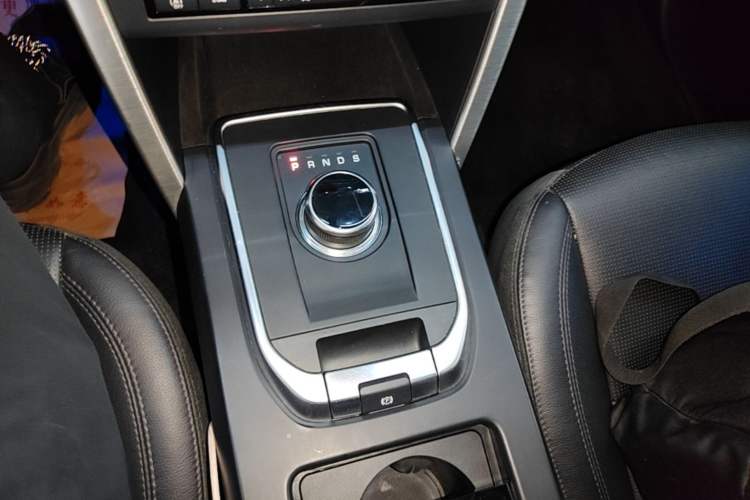 Used Land Rover Discovery Sport 2019 240 PS SE Version China V Standard Gear Lever