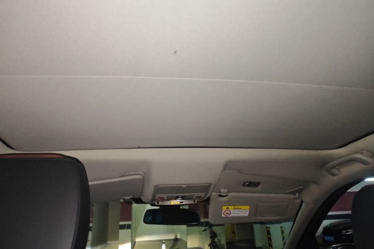 Used Land Rover Discovery Sport 2019 240 PS SE Version China V Standard Headliner