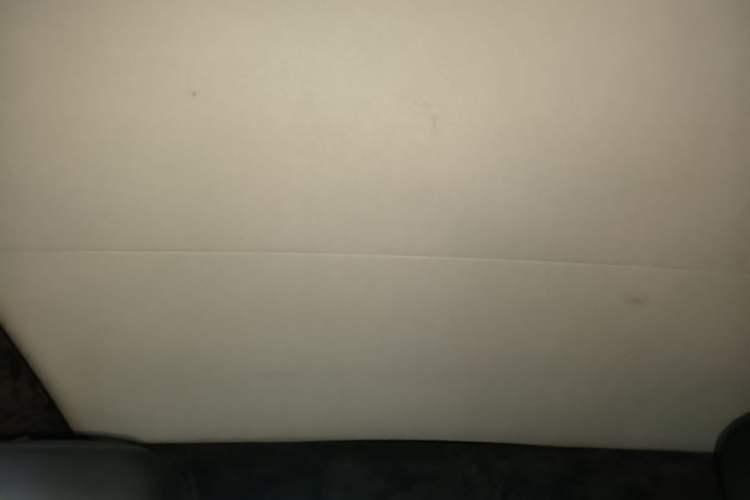 Used Land Rover Discovery Sport 2019 240 PS SE Version China VI Standard Headliner