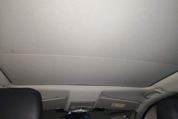 Used Land Rover Discovery Sport 2019 240 PS SE Version China V Standard Headliner
