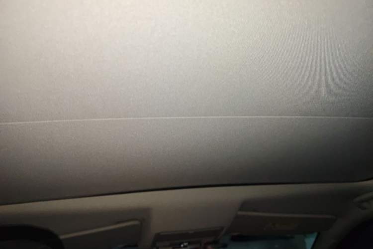 Used Land Rover Discovery Sport 2019 240 PS PURE Edition China VI Standard Headliner