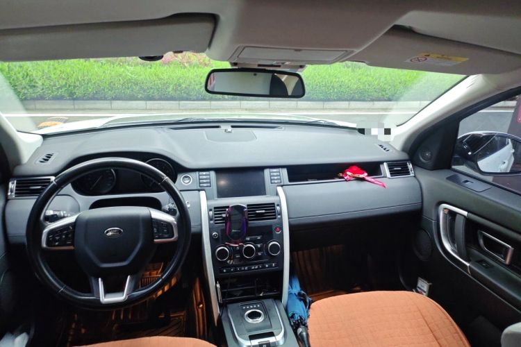 Used Land Rover Discovery Sport 2019 240 PS SE Version China VI Standard Headliner