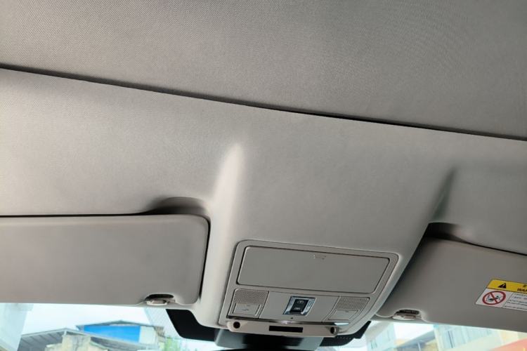 Used Land Rover Discovery Sport 2019 240 PS HSE Version China V Standard Headliner