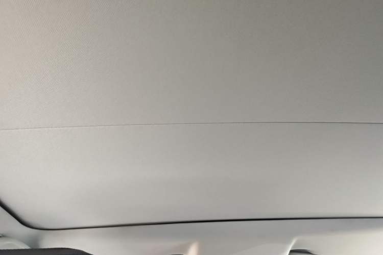 Used Land Rover Discovery Sport 2019 200PS PURE Edition China V Standard Headliner