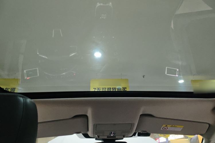 Used Land Rover Discovery Sport 2019 240 PS PURE Edition China VI Standard Headliner