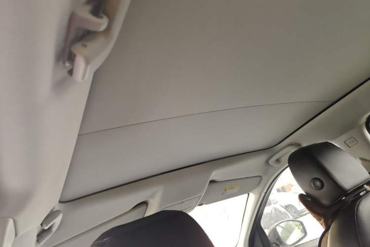 Used Land Rover Discovery Sport 2019 240 PS HSE Version China VI Standard Headliner
