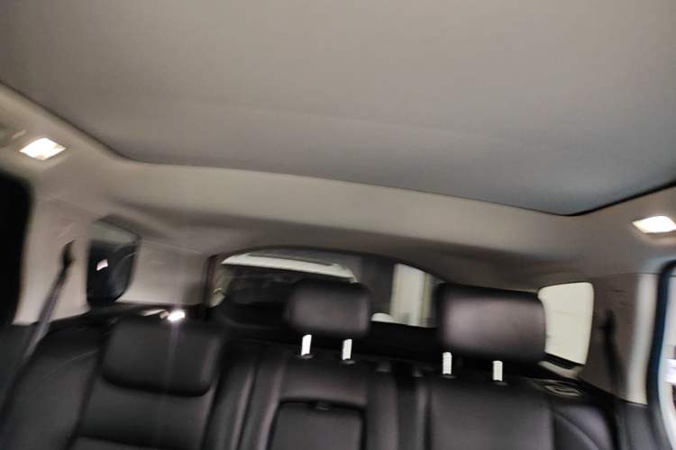 Used Land Rover Discovery Sport 2019 240 PS SE Version China V Standard Headliner