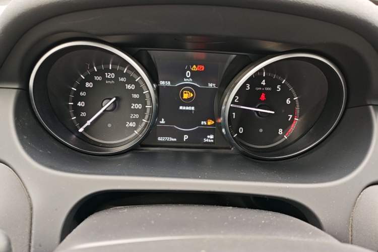 Used Land Rover Discovery Sport 2019 240 PS SE Version China VI Standard Instrument Cluster