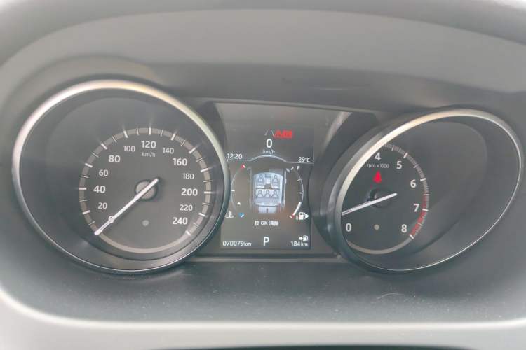 Used Land Rover Discovery Sport 2019 240 PS SE Version China VI Standard Instrument Cluster