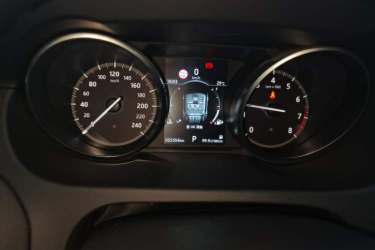 Used Land Rover Discovery Sport 2019 240 PS HSE Version China VI Standard Instrument Cluster