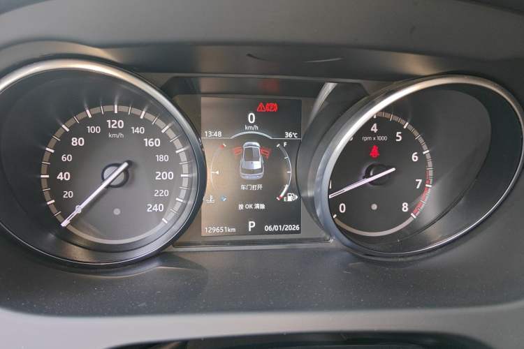 Used Land Rover Discovery Sport 2019 240 PS HSE LUXURY Edition China V Standard Instrument Cluster