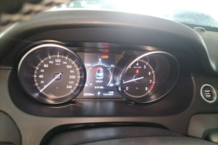 Used Land Rover Discovery Sport 2019 240 PS SE Version China VI Standard Instrument Cluster